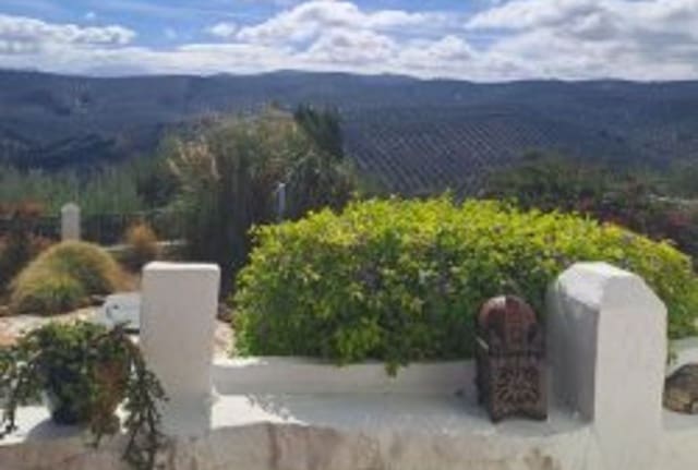 4 soveværelse Finca/Landehus til salg i Iznájar med swimmingpool - € 385.000 (Ref: 8607794)