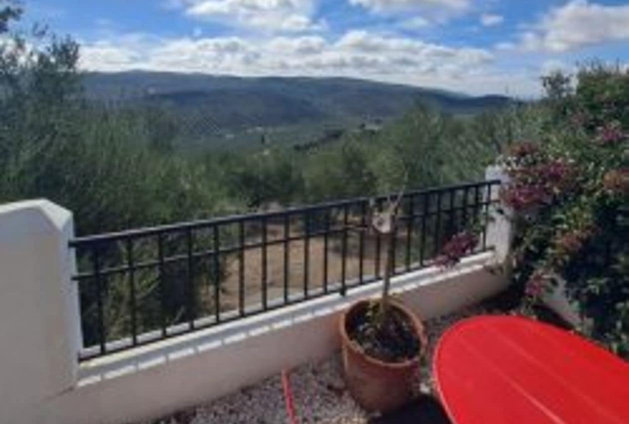 4 slaapkamer Finca/Landhuis te koop in Iznajar met zwembad - € 385.000 (Ref: 8607794)