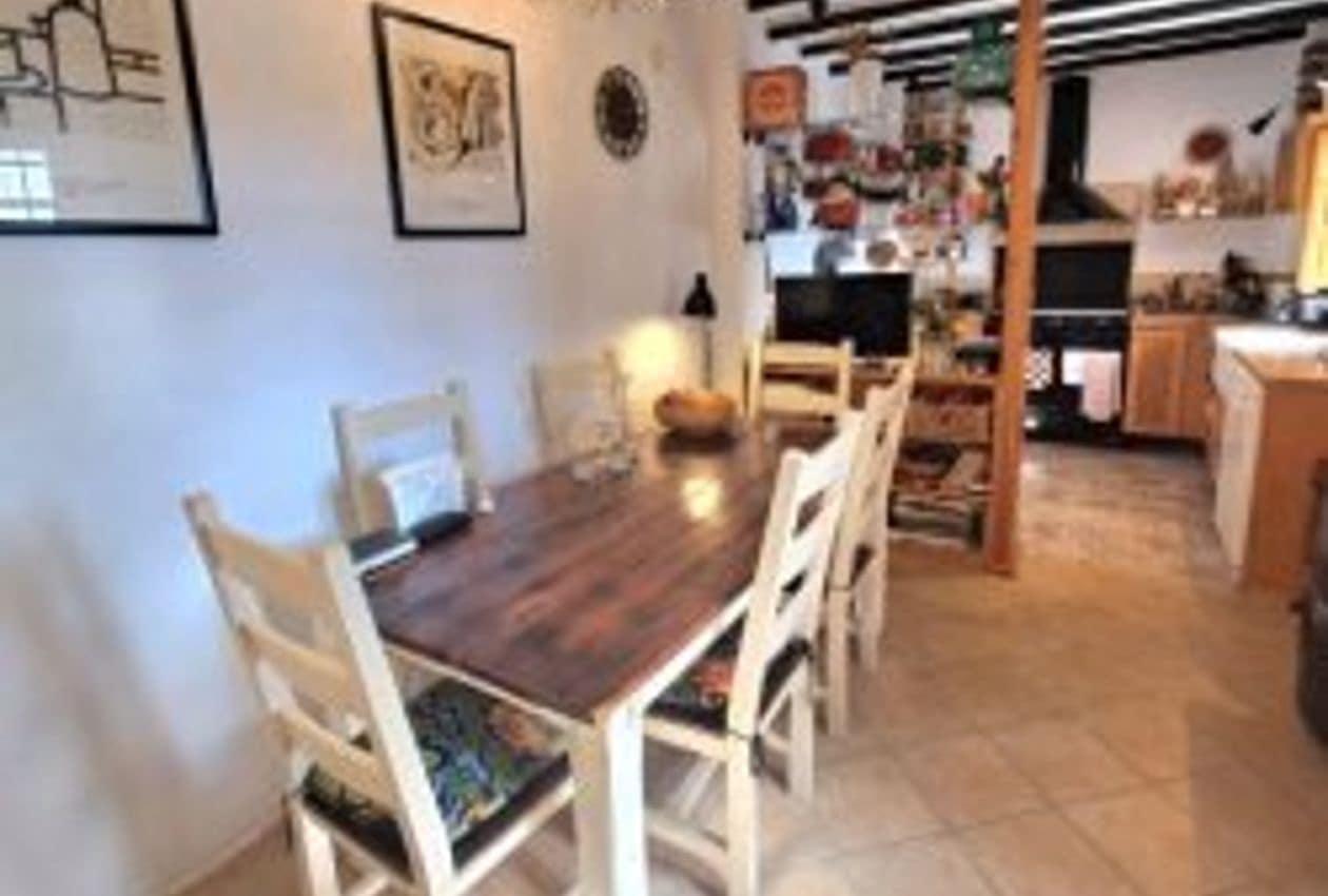 4 slaapkamer Finca/Landhuis te koop in Iznajar met zwembad - € 385.000 (Ref: 8607794)