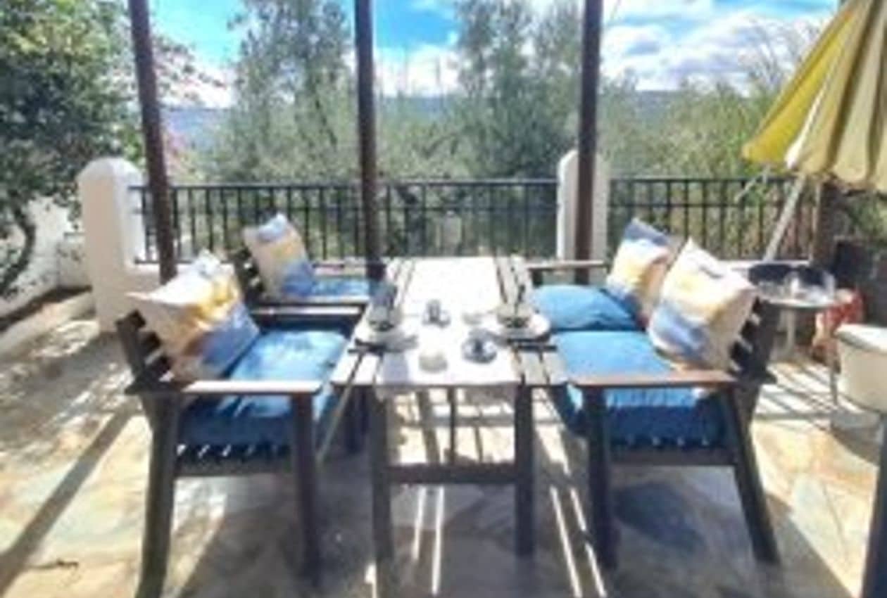 4 slaapkamer Finca/Landhuis te koop in Iznajar met zwembad - € 385.000 (Ref: 8607794)