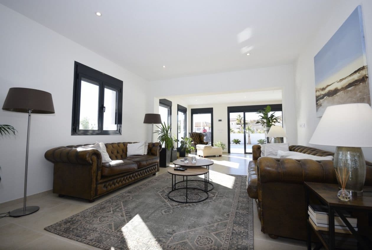 3 soveværelse Villa til salg i Arboleas med swimmingpool - € 274.995 (Ref: 8688250)