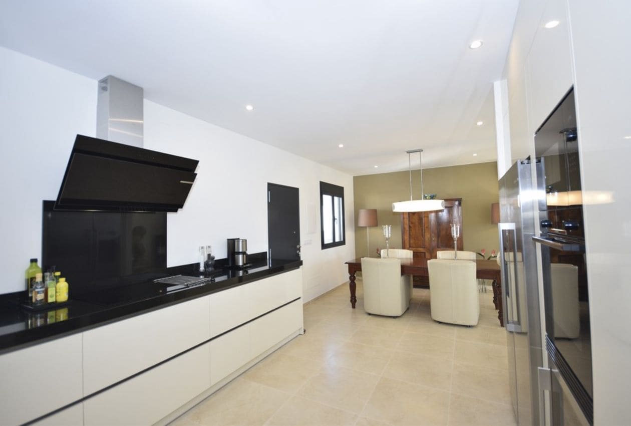 3 soveværelse Villa til salg i Arboleas med swimmingpool - € 274.995 (Ref: 8688250)