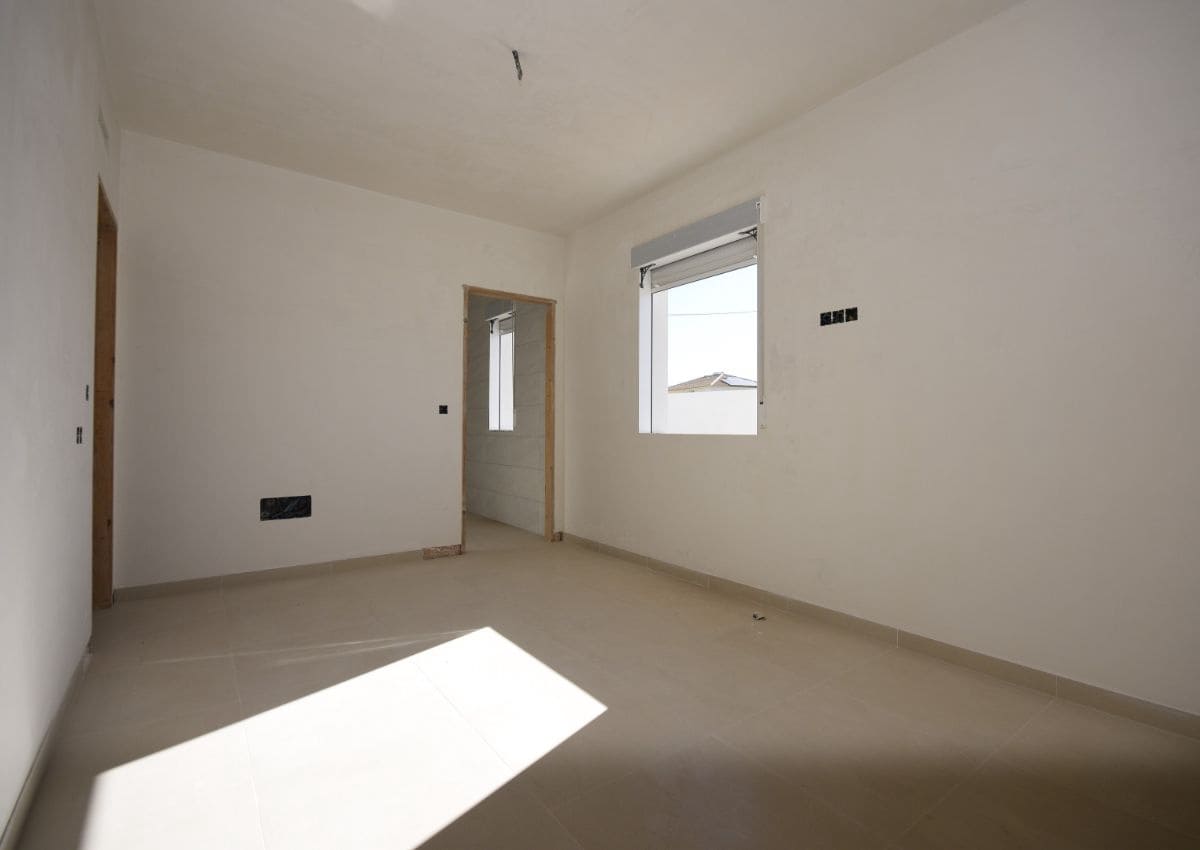 3 makuuhuone Huvila myytävänä paikassa Arboleas mukana uima-altaan - 287 000 € (Ref: 8688250)