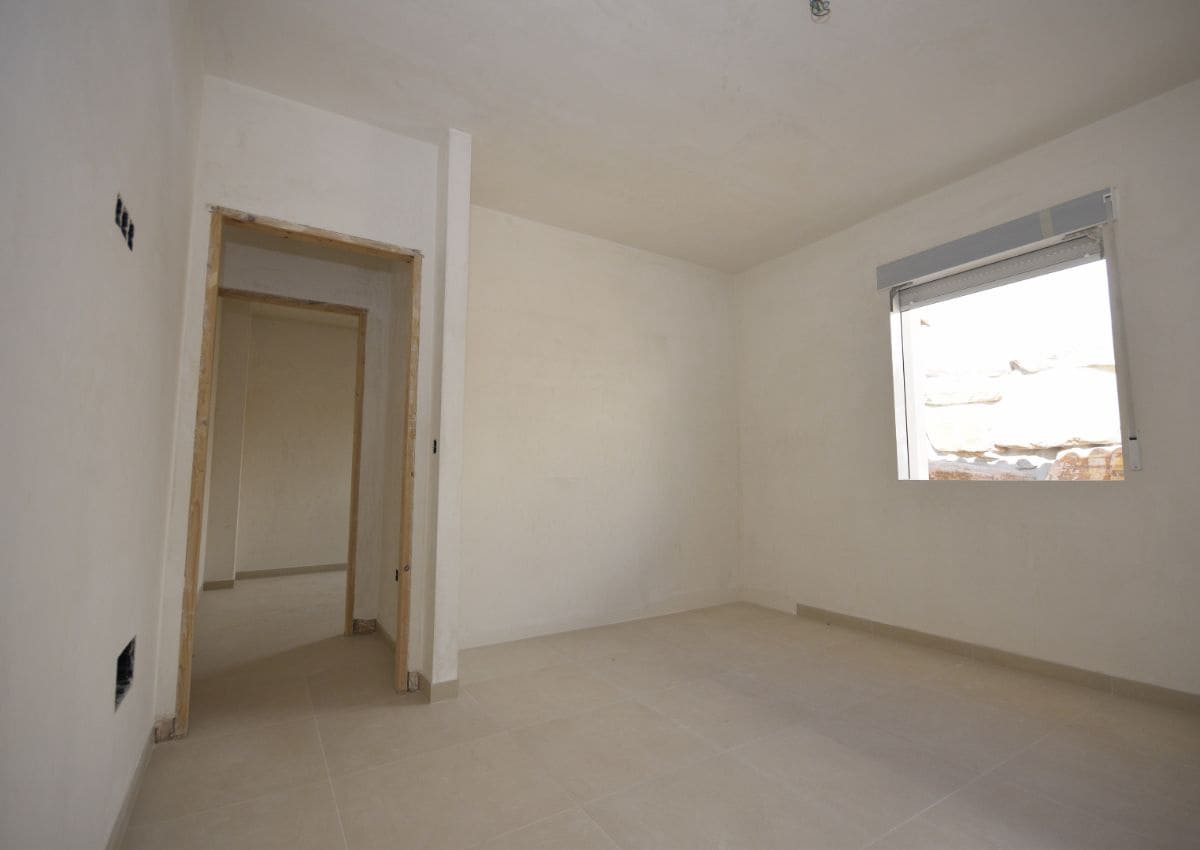 3 makuuhuone Huvila myytävänä paikassa Arboleas mukana uima-altaan - 287 000 € (Ref: 8688250)