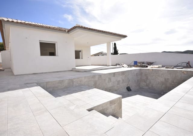 3 Zimmer Villa zu verkaufen in Arboleas mit Pool - 287.000 € (Ref: 8688250)