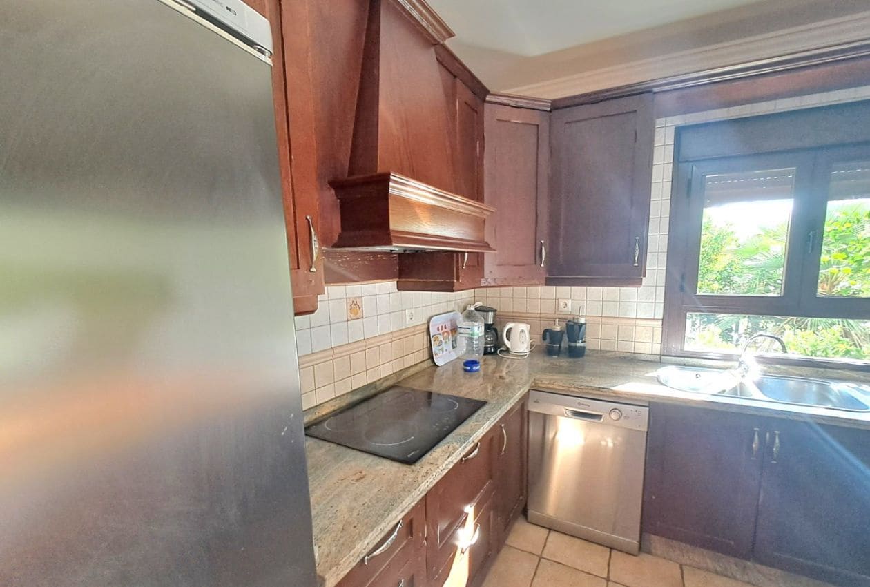 4 soveværelse Byhus til salg i Iznajar med swimmingpool - € 850.000 (Ref: 8690686)