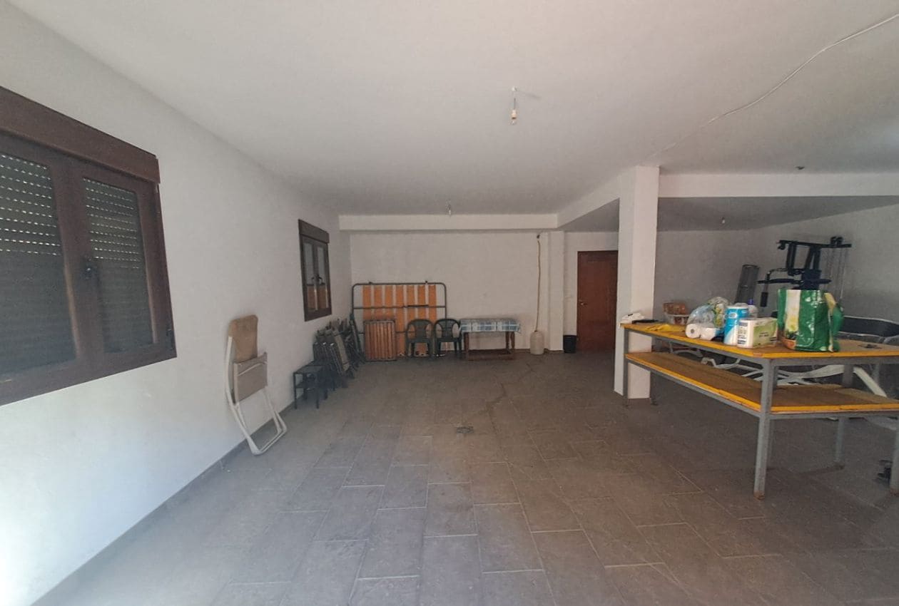 4 soveværelse Byhus til salg i Iznajar med swimmingpool - € 850.000 (Ref: 8690686)