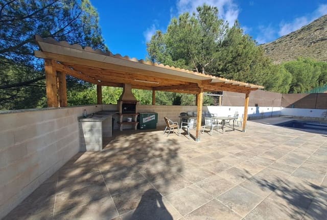 4 quarto Casa em Banda para venda em Iznájar com piscina - 850 000 € (Ref: 8690686)