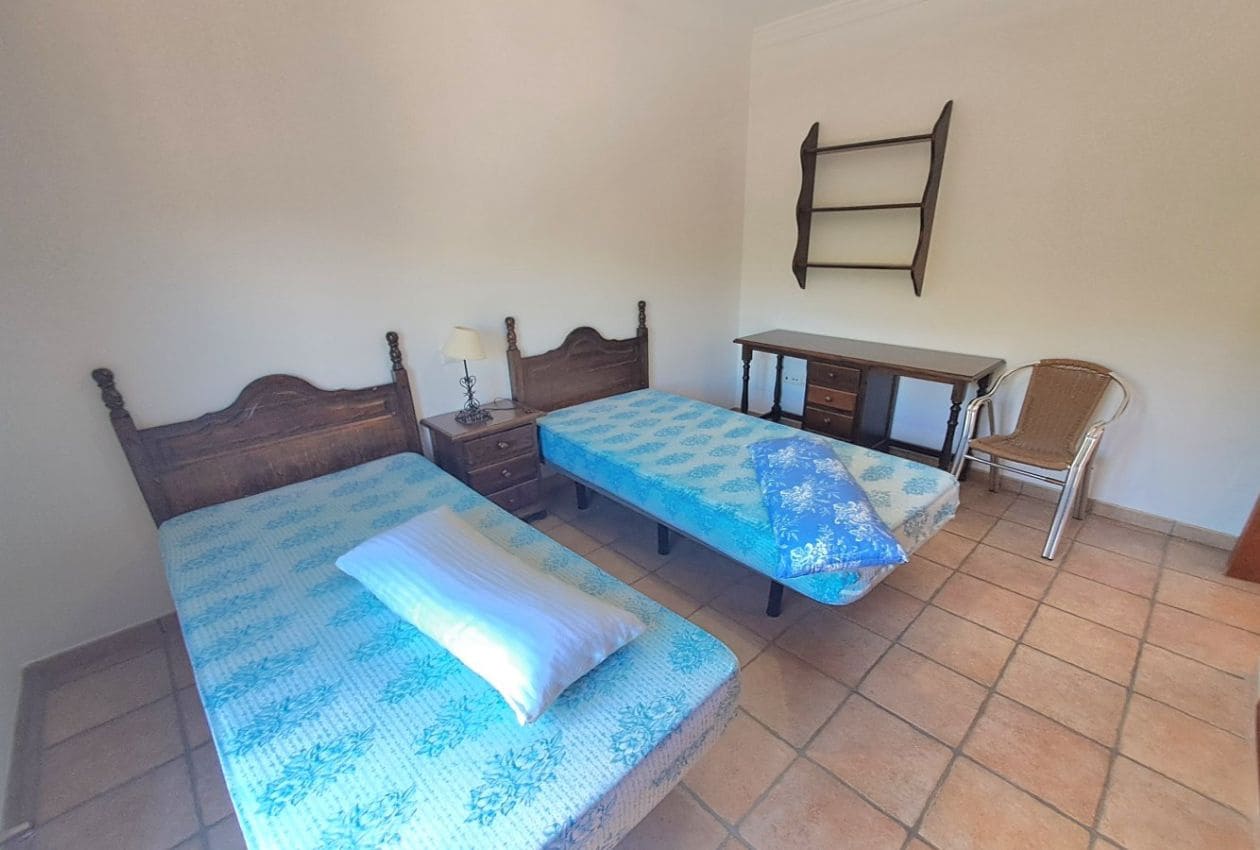 4 soveværelse Byhus til salg i Iznajar med swimmingpool - € 850.000 (Ref: 8690686)