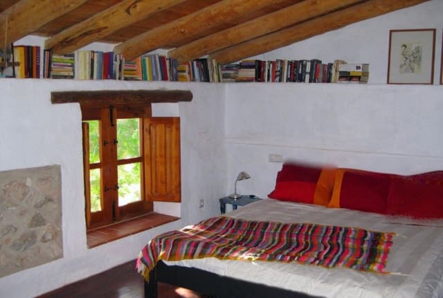 6 soveværelse Finca/Landehus til salg i Segura de la Sierra med swimmingpool - € 555.000 (Ref: 8769805)