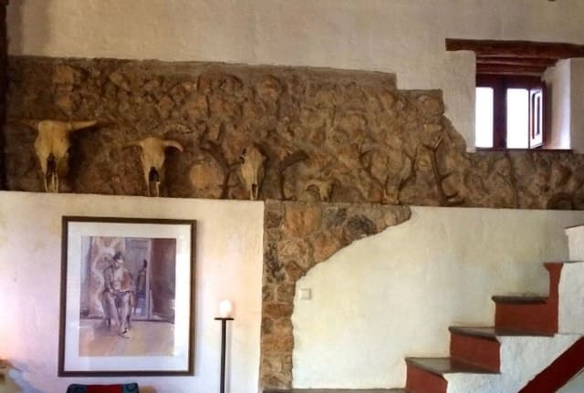 6 soveværelse Finca/Landehus til salg i Segura de la Sierra med swimmingpool - € 555.000 (Ref: 8769805)