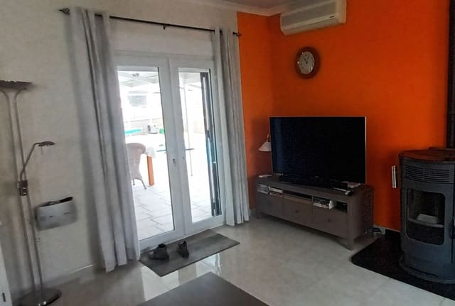 3 soveværelse Villa til salg i Partaloa med swimmingpool - € 259.000 (Ref: 8783060)