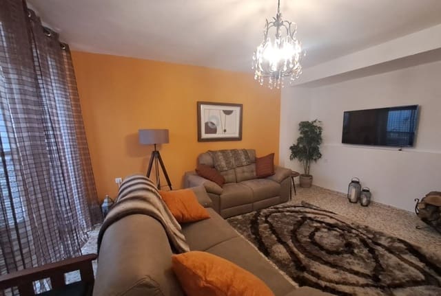 4 soveværelse Byhus til salg i Algarinejo - € 144.000 (Ref: 8855774)