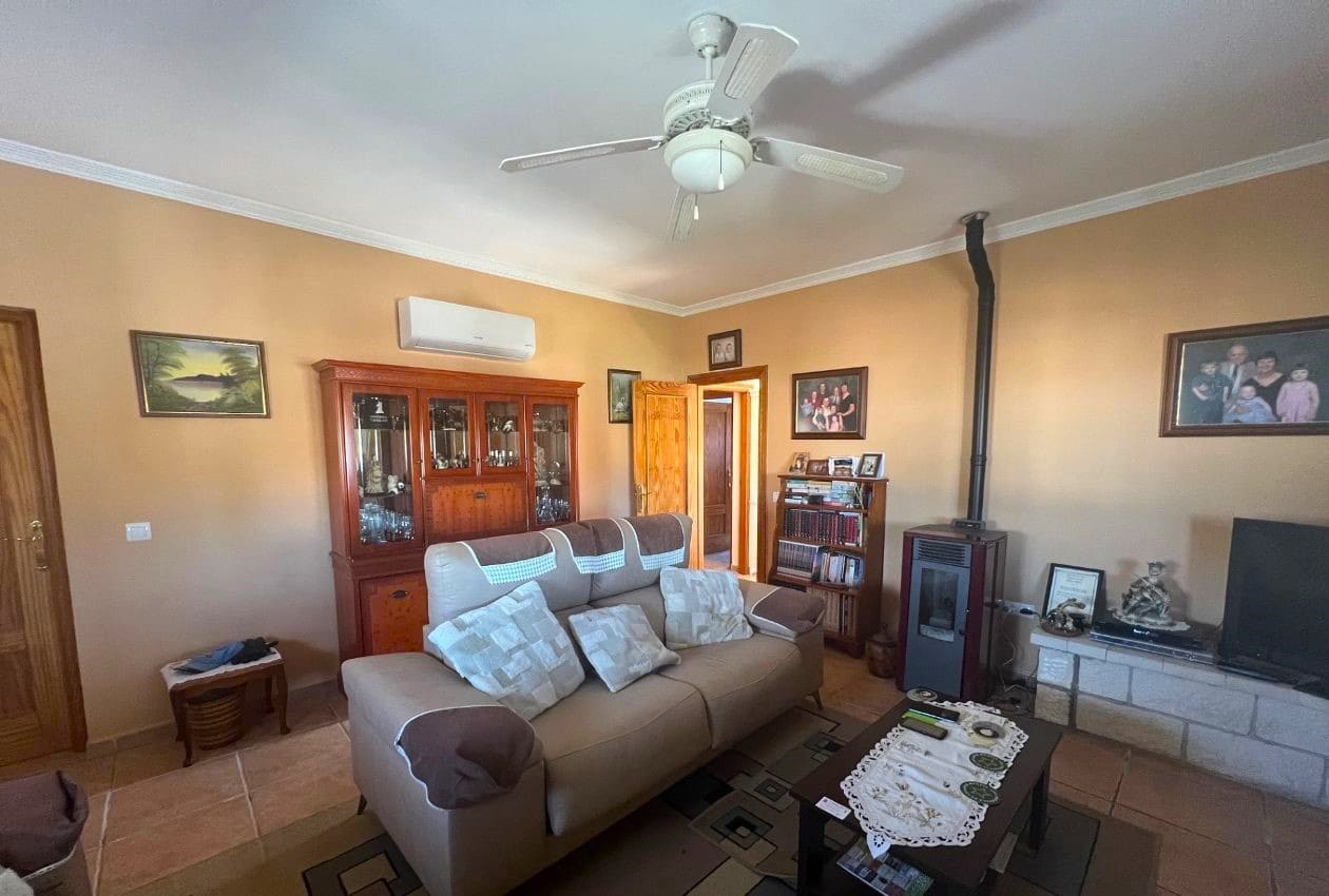 2 soveværelse Villa til salg i Arboleas med swimmingpool - € 225.000 (Ref: 8882325)