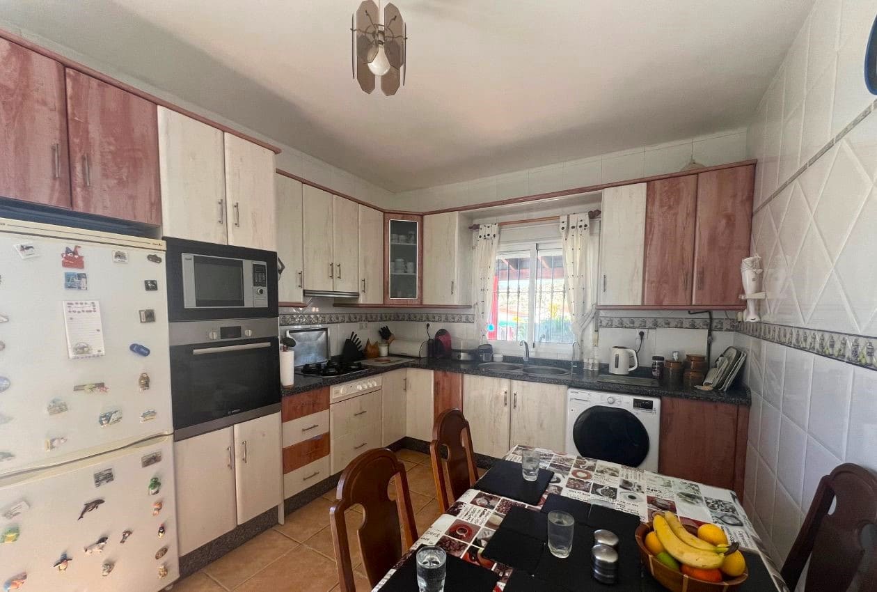 2 soveværelse Villa til salg i Arboleas med swimmingpool - € 225.000 (Ref: 8882325)