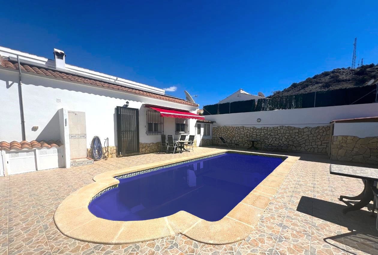 2 soveværelse Villa til salg i Arboleas med swimmingpool - € 225.000 (Ref: 8882325)