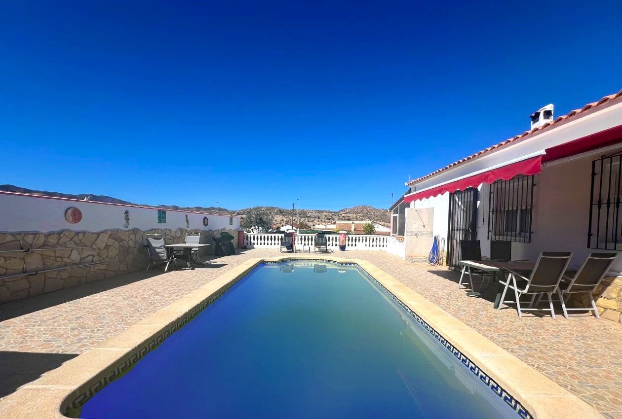 2 soveværelse Villa til salg i Arboleas med swimmingpool - € 225.000 (Ref: 8882325)