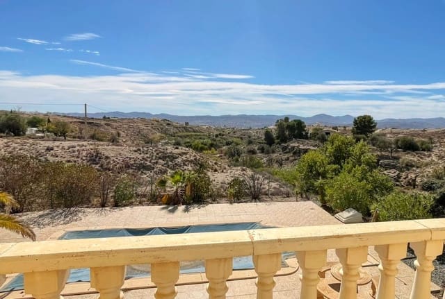 3 sovrum Villa till salu i Albox med pool - 234 000 € (Ref: 8886886)