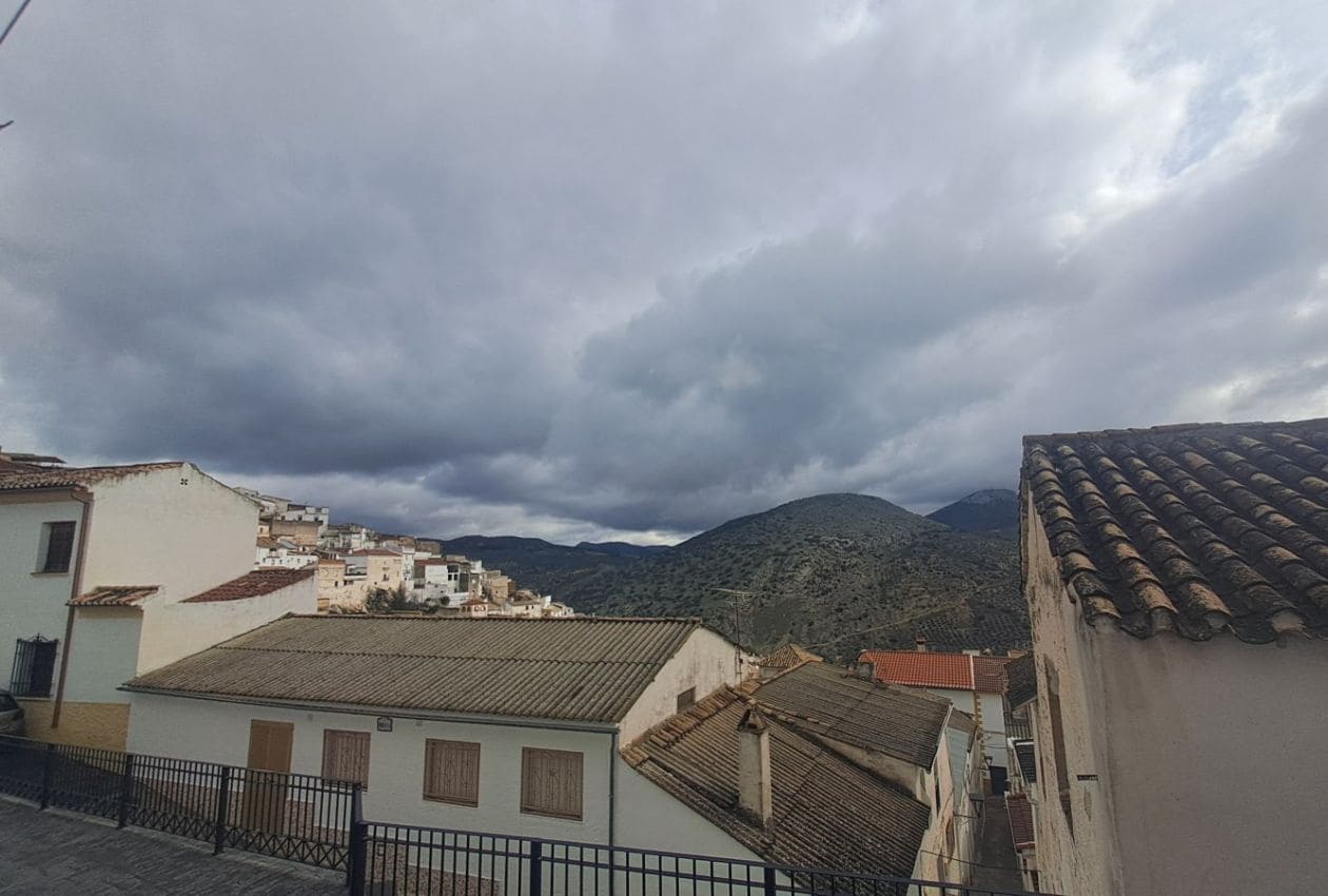 3 soveværelse Byhus til salg i Colomera - € 59.000 (Ref: 8895746)