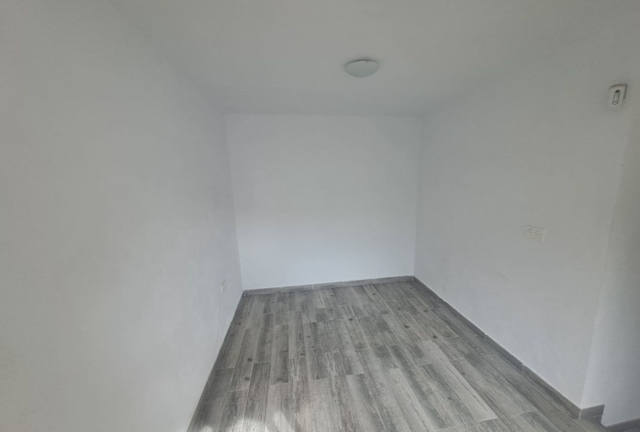 3 soveværelse Byhus til salg i Colomera - € 59.000 (Ref: 8895746)