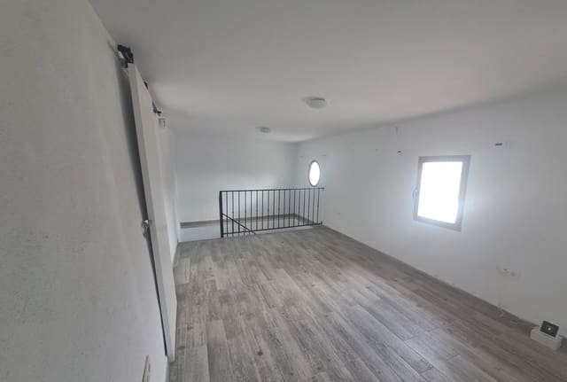 3 soveværelse Byhus til salg i Colomera - € 59.000 (Ref: 8895746)