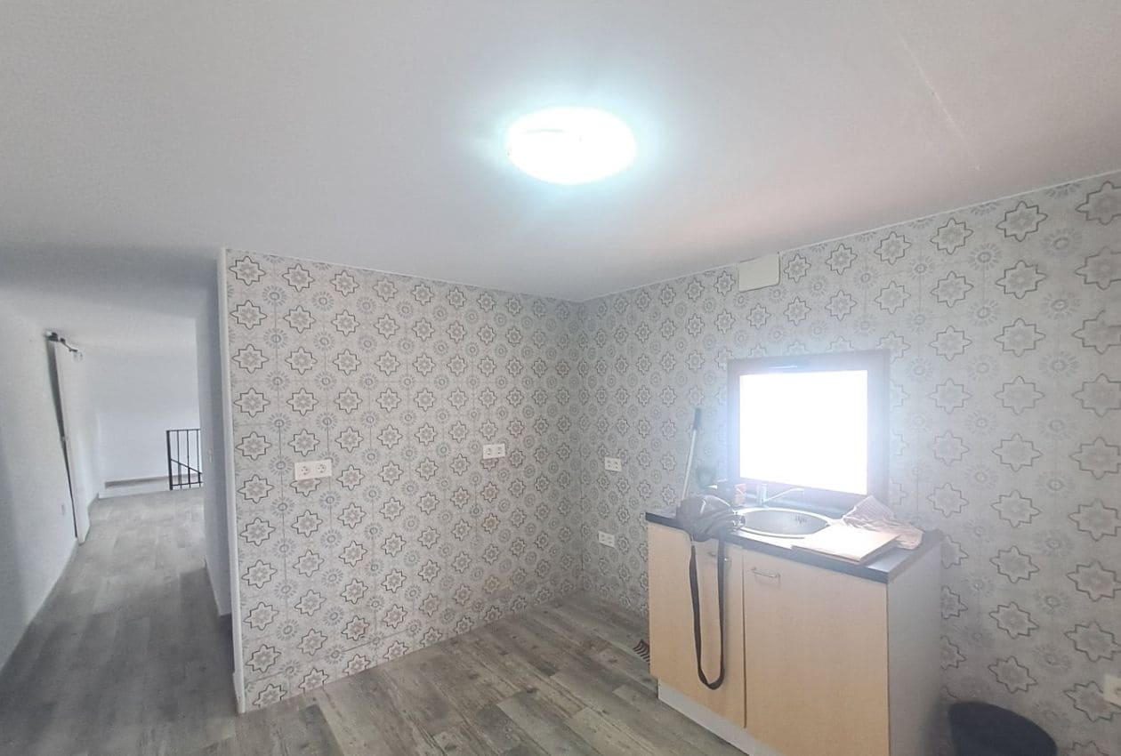 3 soveværelse Byhus til salg i Colomera - € 59.000 (Ref: 8895746)