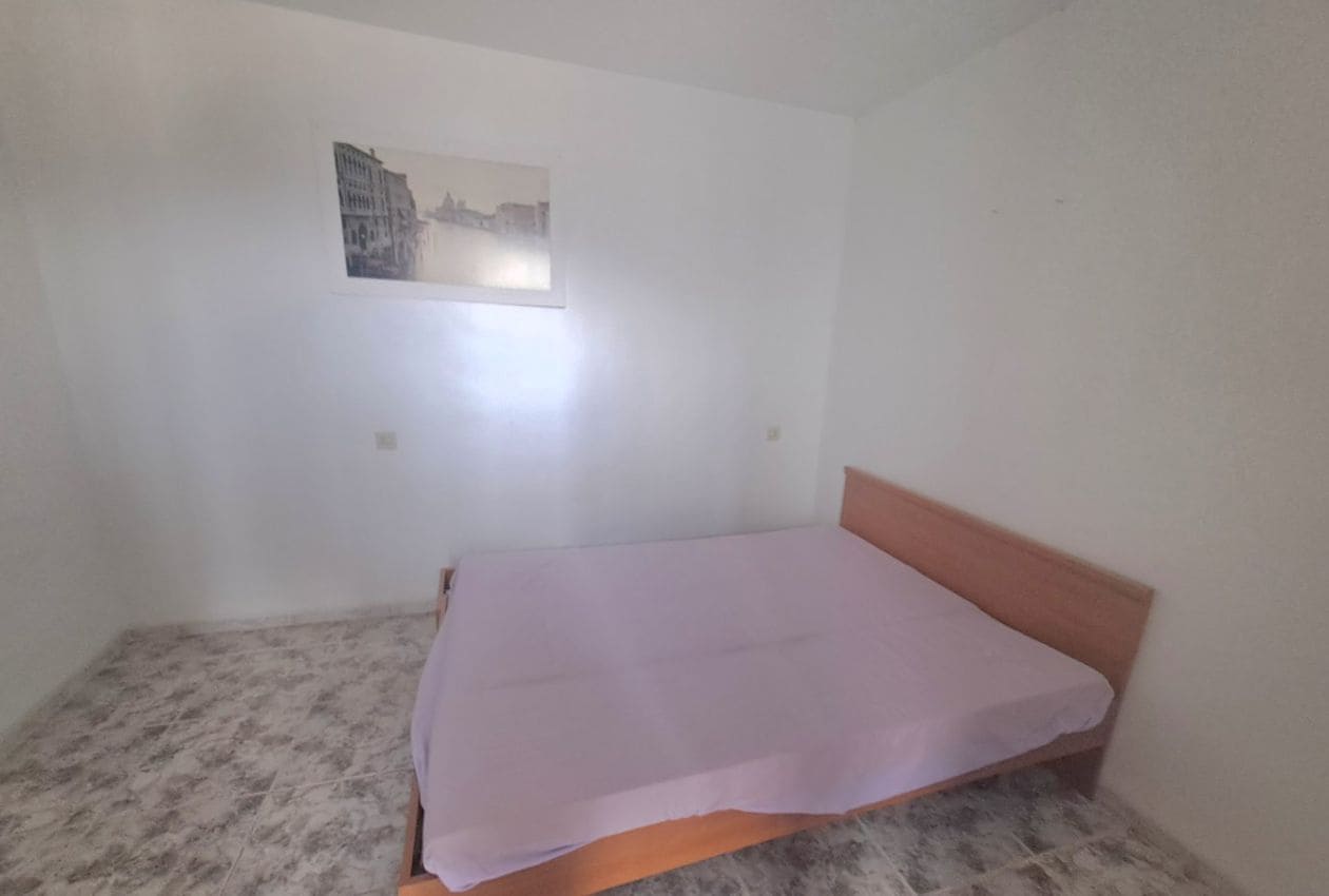 3 soveværelse Byhus til salg i Colomera - € 38.000 (Ref: 8904835)