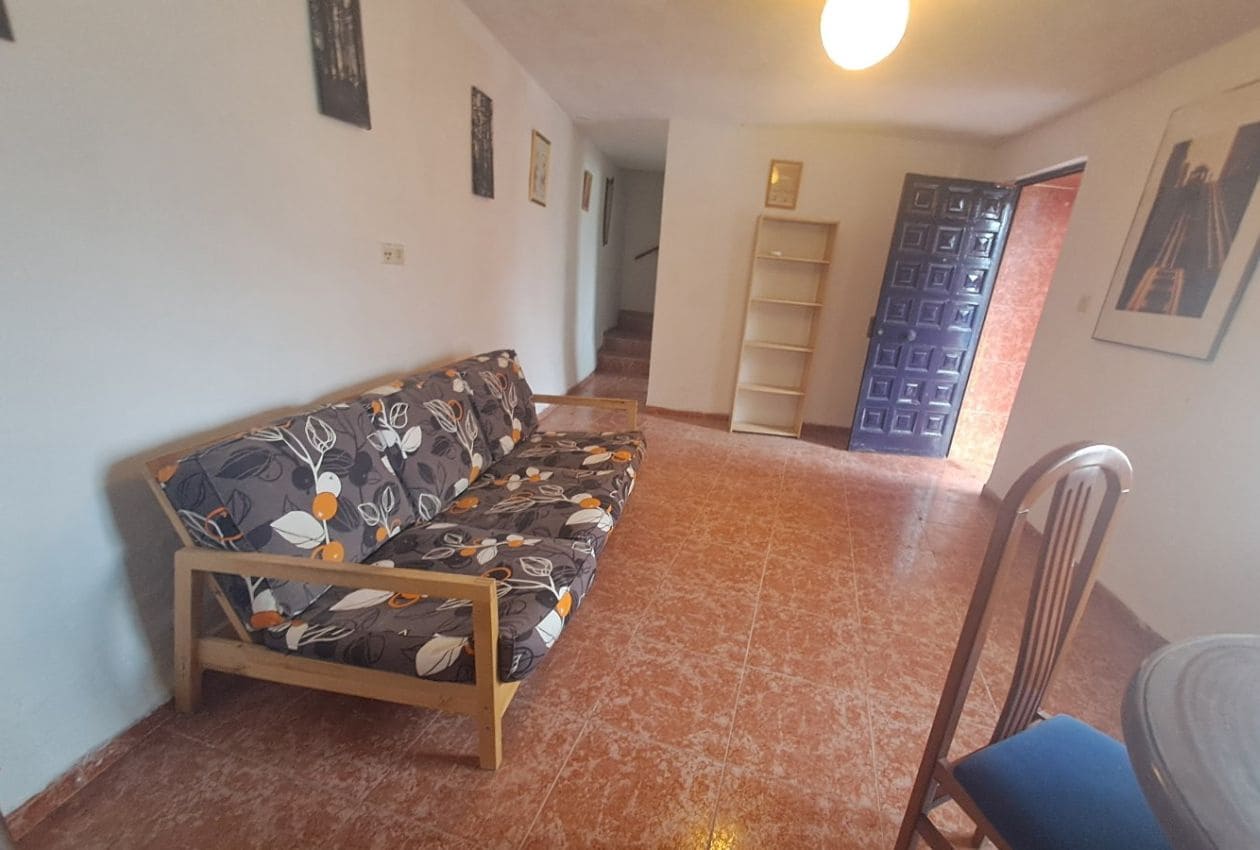 3 soveværelse Byhus til salg i Colomera - € 38.000 (Ref: 8904835)