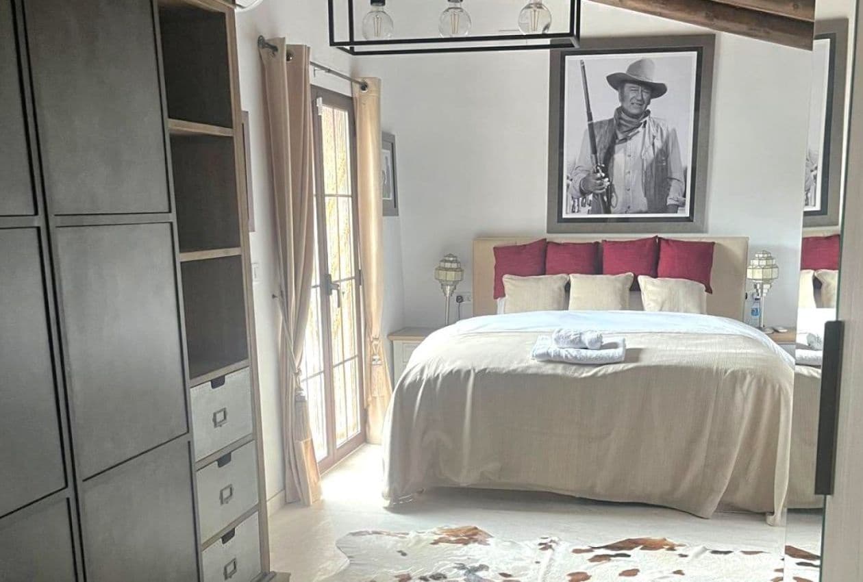 4 soveværelse Finca/Landehus til salg i Castillo de Locubin - € 375.000 (Ref: 8906236)