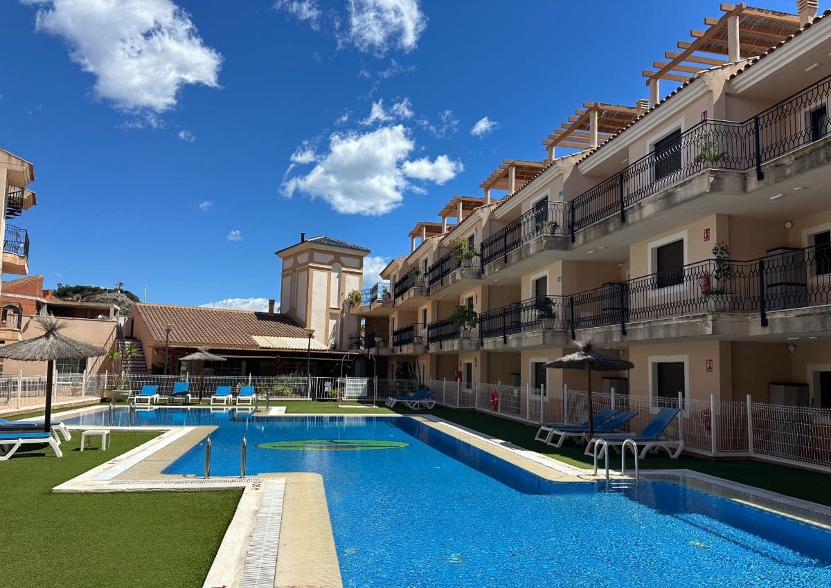 2 Zimmer Apartment zu verkaufen in Aguilas mit Pool - 120.000 € (Ref: 8938059)