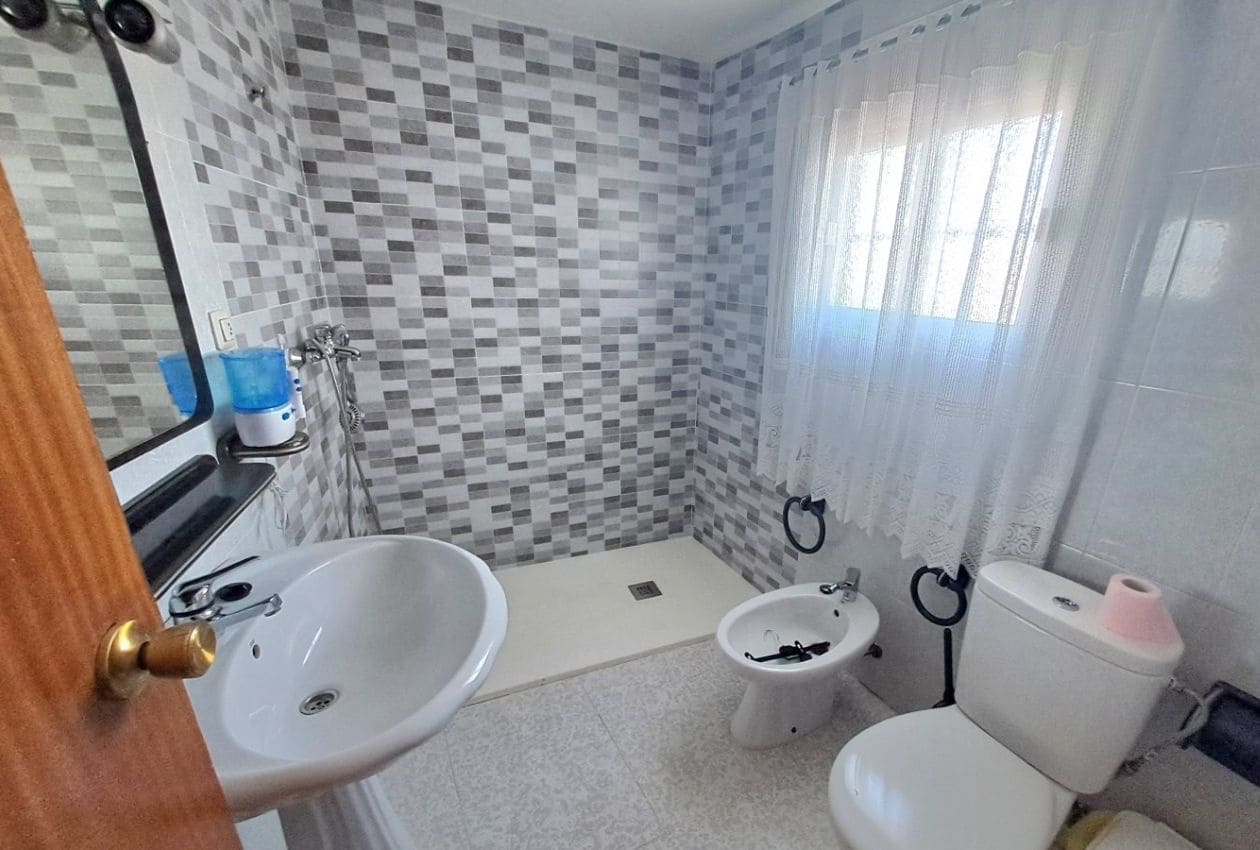 4 sypialnia Dom na sprzedaż w Fuente-Tojar - 105 000 € (Ref: 8940989)