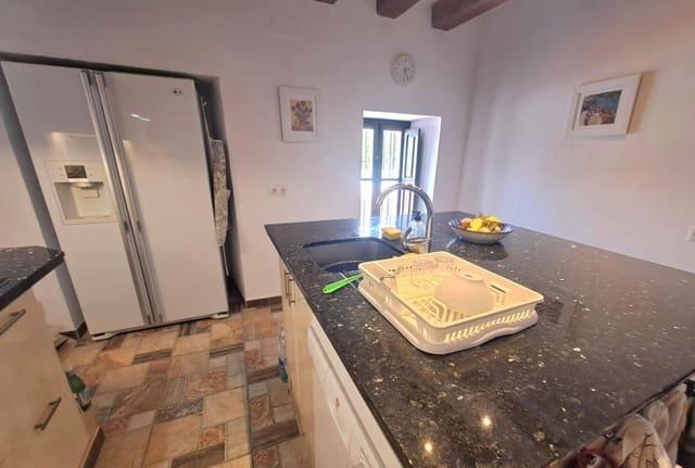 5 bedroom Finca/Country House for sale in Rute with pool - € 375,000 (Ref: 8949839)