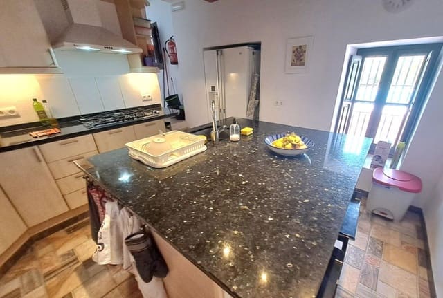 5 bedroom Finca/Country House for sale in Rute with pool - € 375,000 (Ref: 8949839)