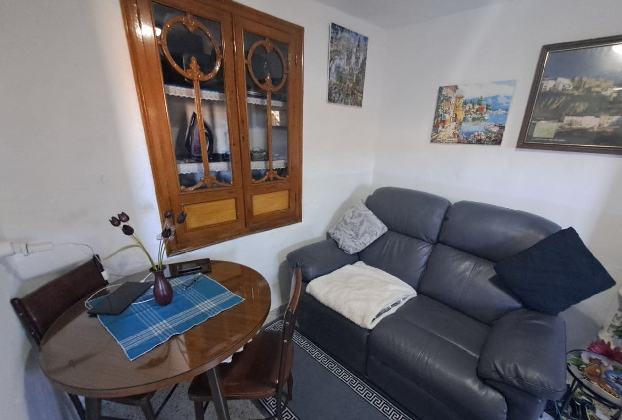 3 soveværelse Byhus til salg i Castillo de Locubin - € 42.000 (Ref: 8949840)