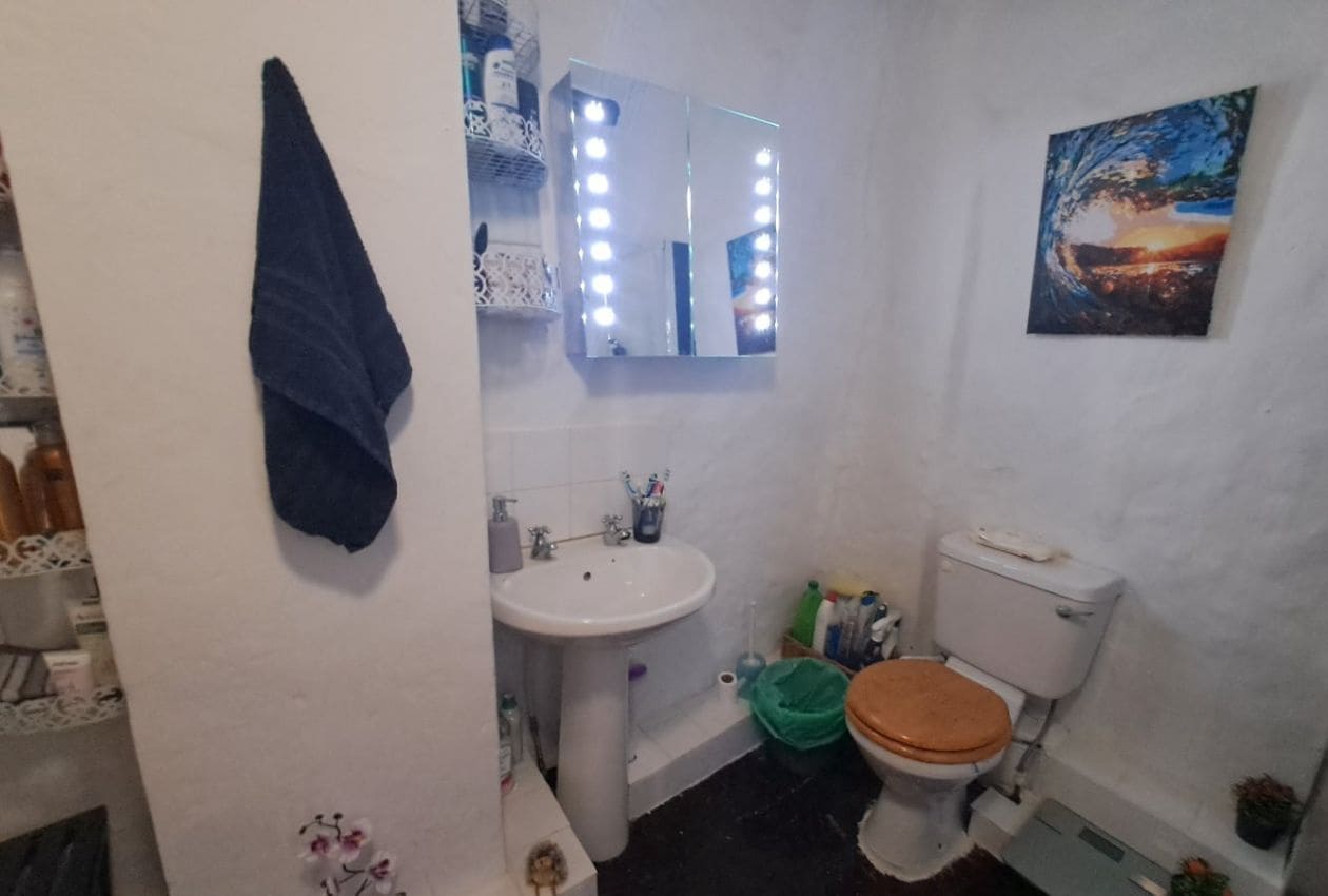 3 soveværelse Byhus til salg i Castillo de Locubin - € 42.000 (Ref: 8949840)