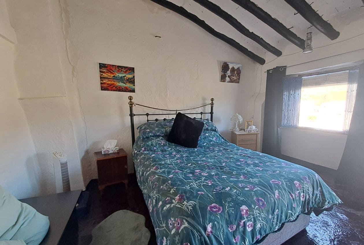 3 soveværelse Byhus til salg i Castillo de Locubin - € 42.000 (Ref: 8949840)