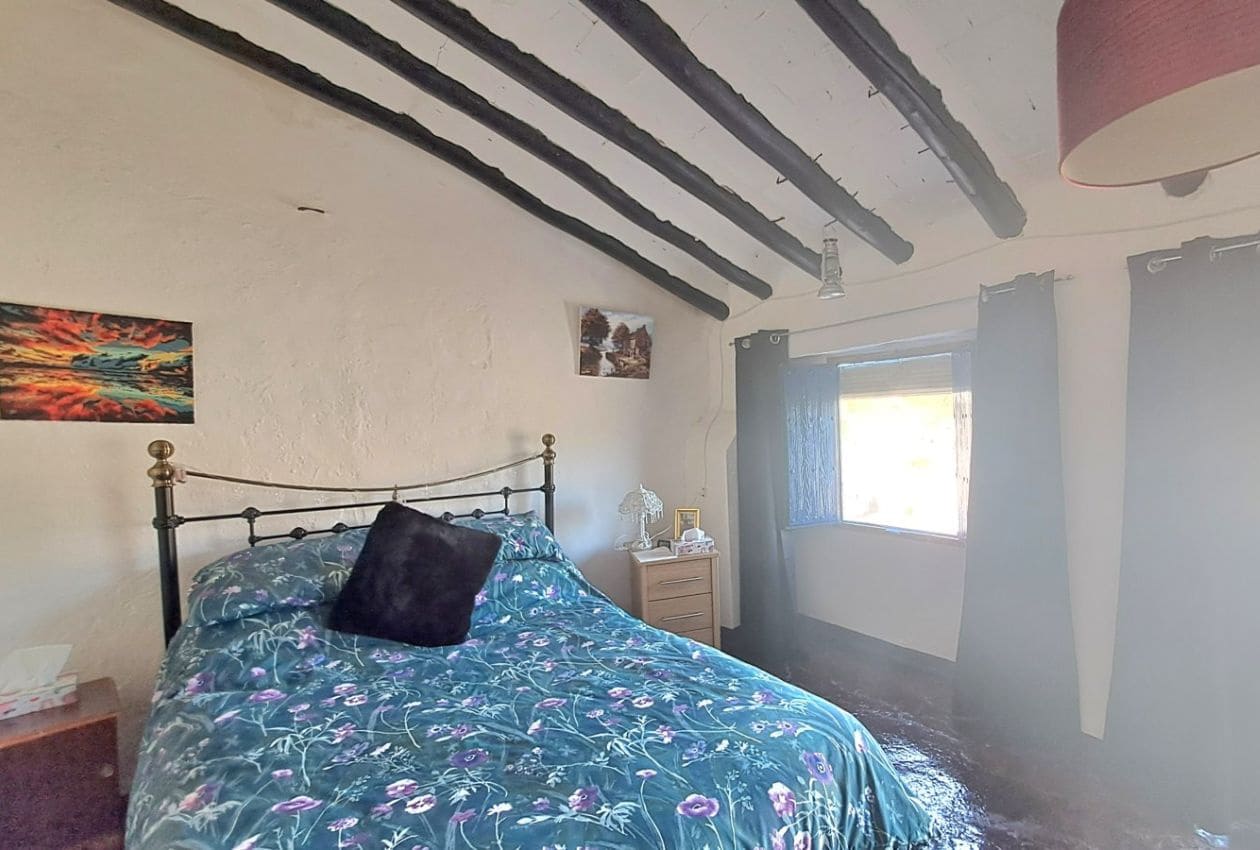 3 soveværelse Byhus til salg i Castillo de Locubin - € 42.000 (Ref: 8949840)