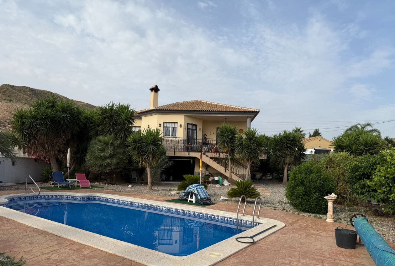 3 soveværelse Villa til salg i Arboleas med swimmingpool - € 330.000 (Ref: 9072374)