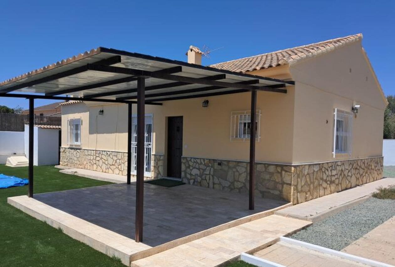 3 bedroom Villa for sale in Arboleas with pool - € 219,000 (Ref: 9084595)