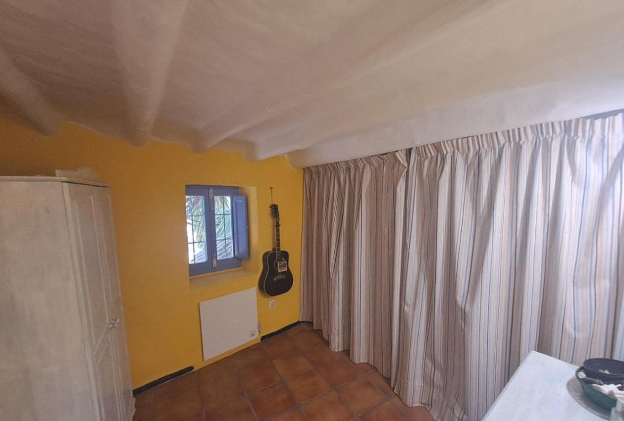 4 soveværelse Finca/Landehus til salg i Iznajar med swimmingpool - € 449.995 (Ref: 9101671)