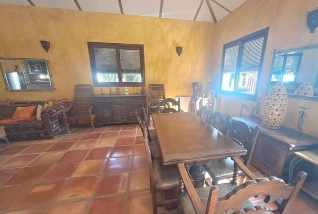 4 bedroom Finca/Country House for sale in Iznájar with pool - € 449,995 (Ref: 9101671)