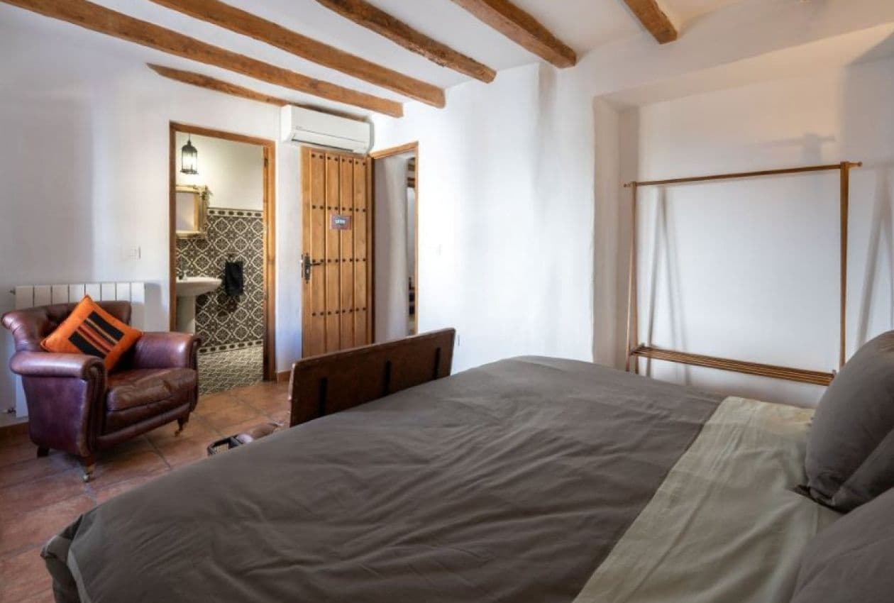 4 soveværelse Byhus til salg i Alcala la Real med swimmingpool - € 330.000 (Ref: 9113387)