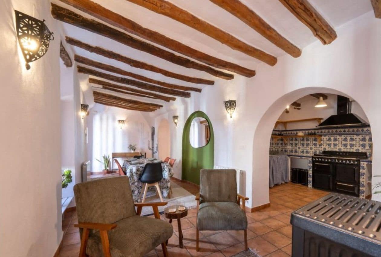 4 soveværelse Byhus til salg i Alcala la Real med swimmingpool - € 330.000 (Ref: 9113387)