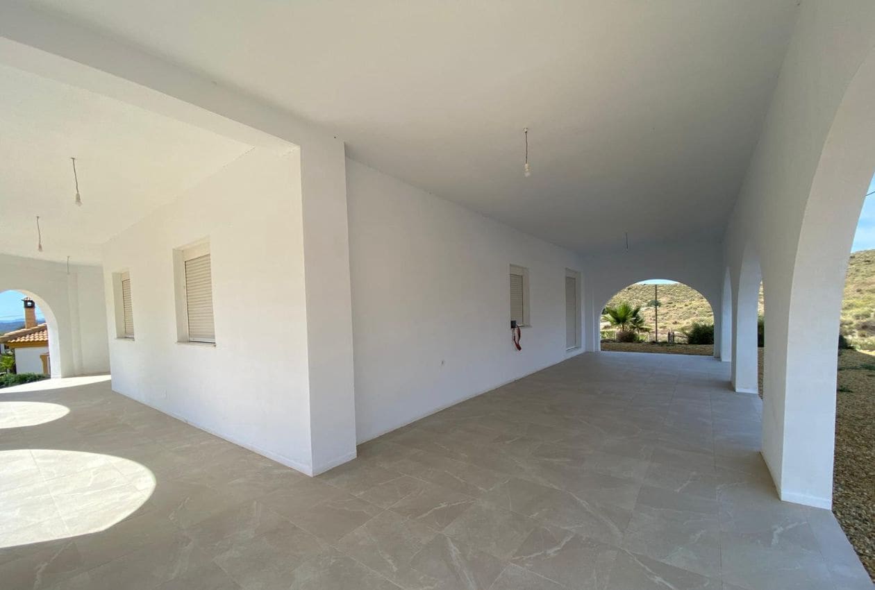 4 soveværelse Villa til salg i Zurgena med swimmingpool - € 339.000 (Ref: 9115420)