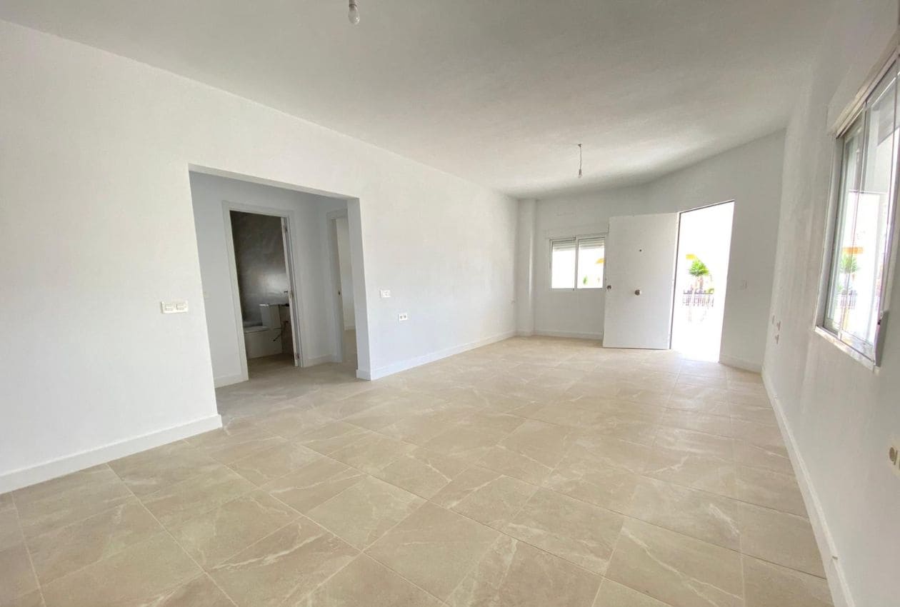 4 soveværelse Villa til salg i Zurgena med swimmingpool - € 339.000 (Ref: 9115420)