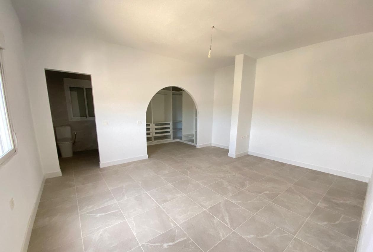 4 soveværelse Villa til salg i Zurgena med swimmingpool - € 339.000 (Ref: 9115420)