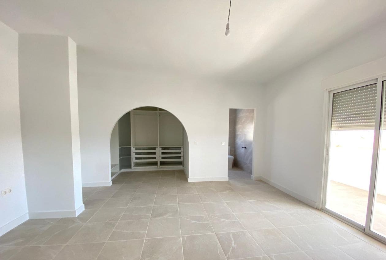 4 soveværelse Villa til salg i Zurgena med swimmingpool - € 339.000 (Ref: 9115420)