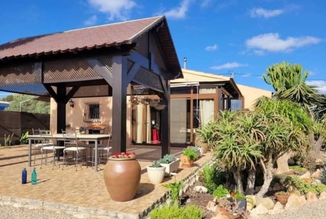 3 soveværelse Finca/Landehus til salg i Mojácar med swimmingpool - € 398.000 (Ref: 9123918)