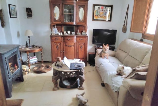 3 soveværelse Finca/Landehus til salg i Alcalá la Real - € 129.000 (Ref: 9184786)