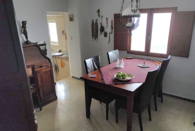 3 soveværelse Finca/Landehus til salg i Alcalá la Real - € 129.000 (Ref: 9184786)